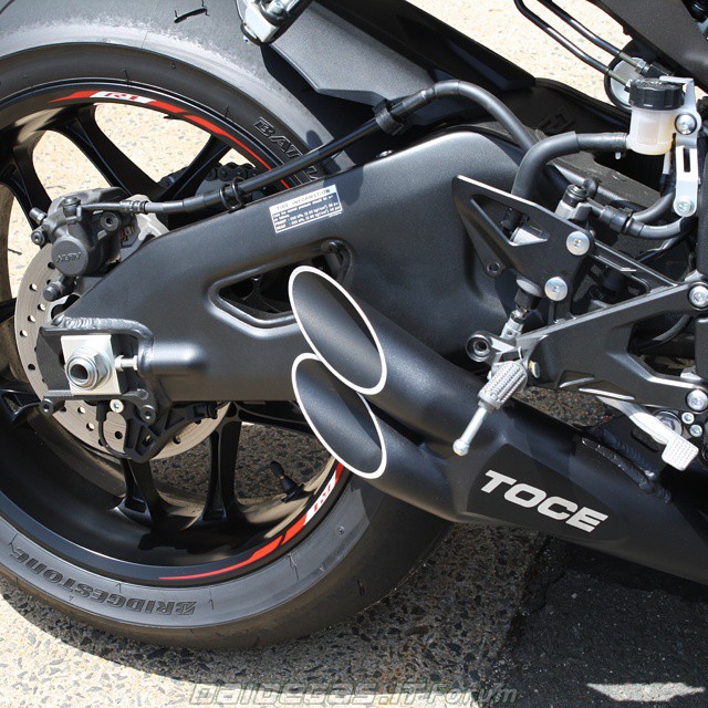 2015 yamaha r1 exhaust