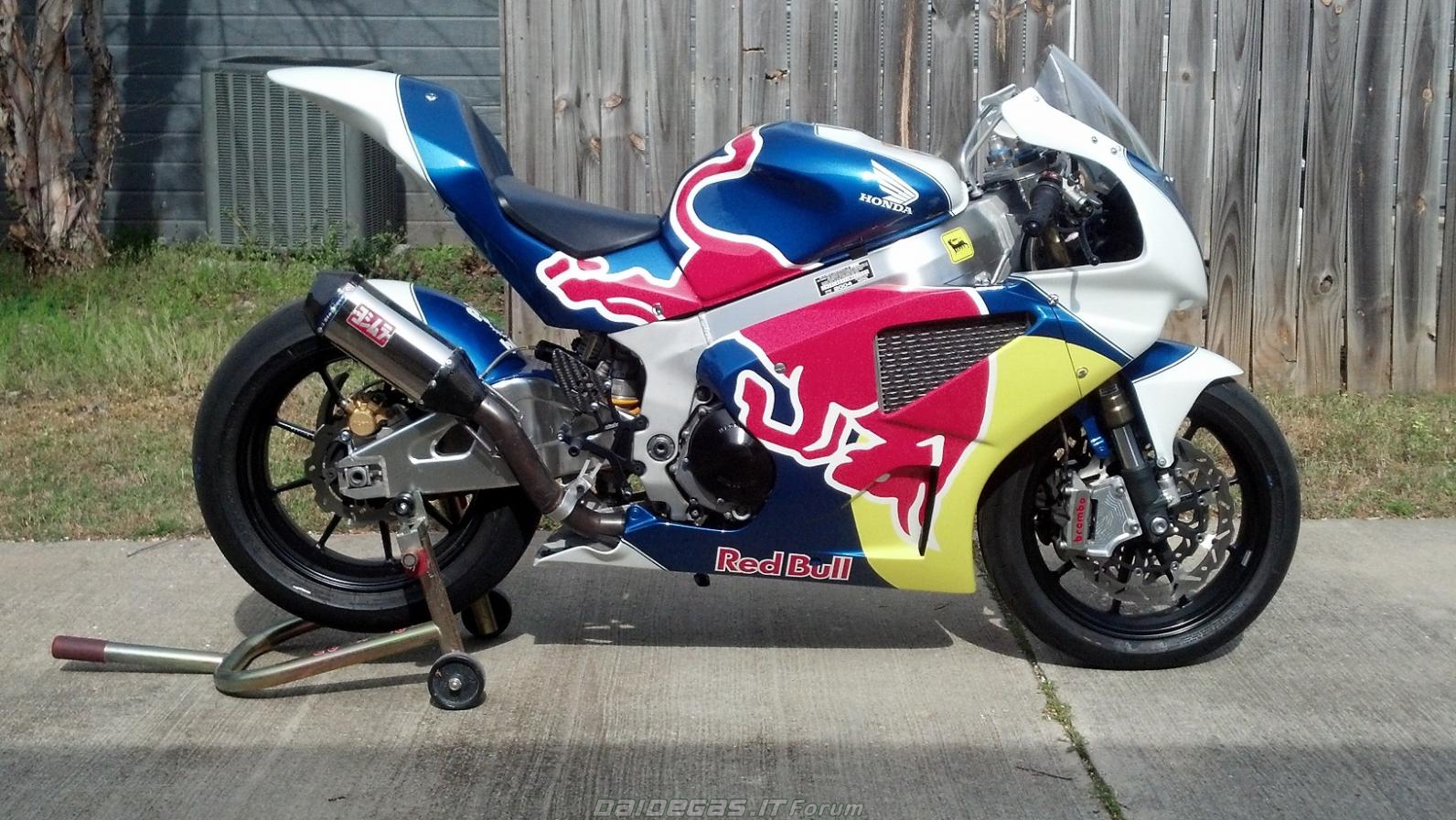 Honda vtr sp2 yoshimura #6