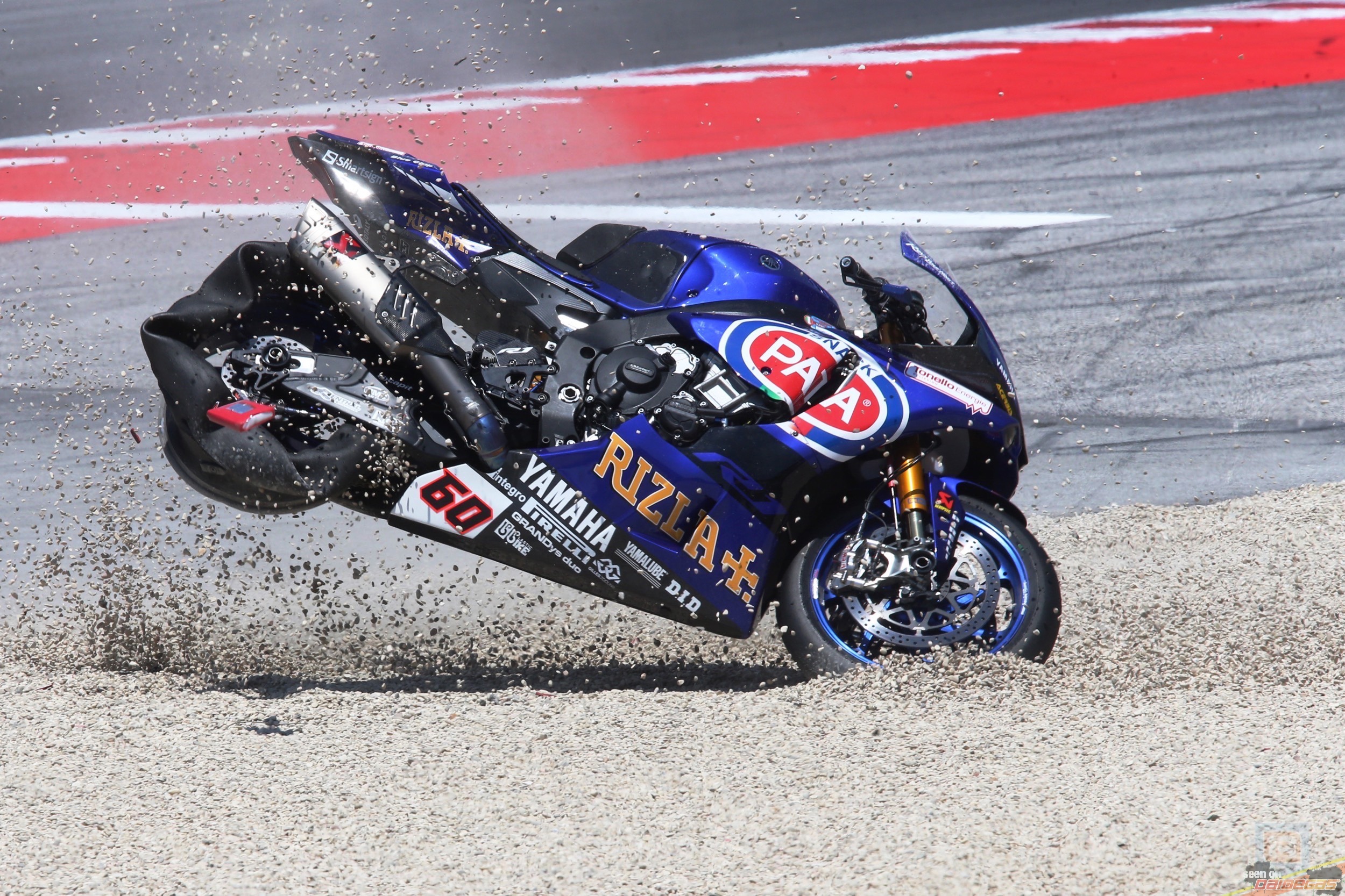 Van der Mark CRASH Misano FOTOSEQUENZA DaiDeGas Forum Van der Mark CRASH Misano FOTOSEQUENZA DaiDeGas Forum