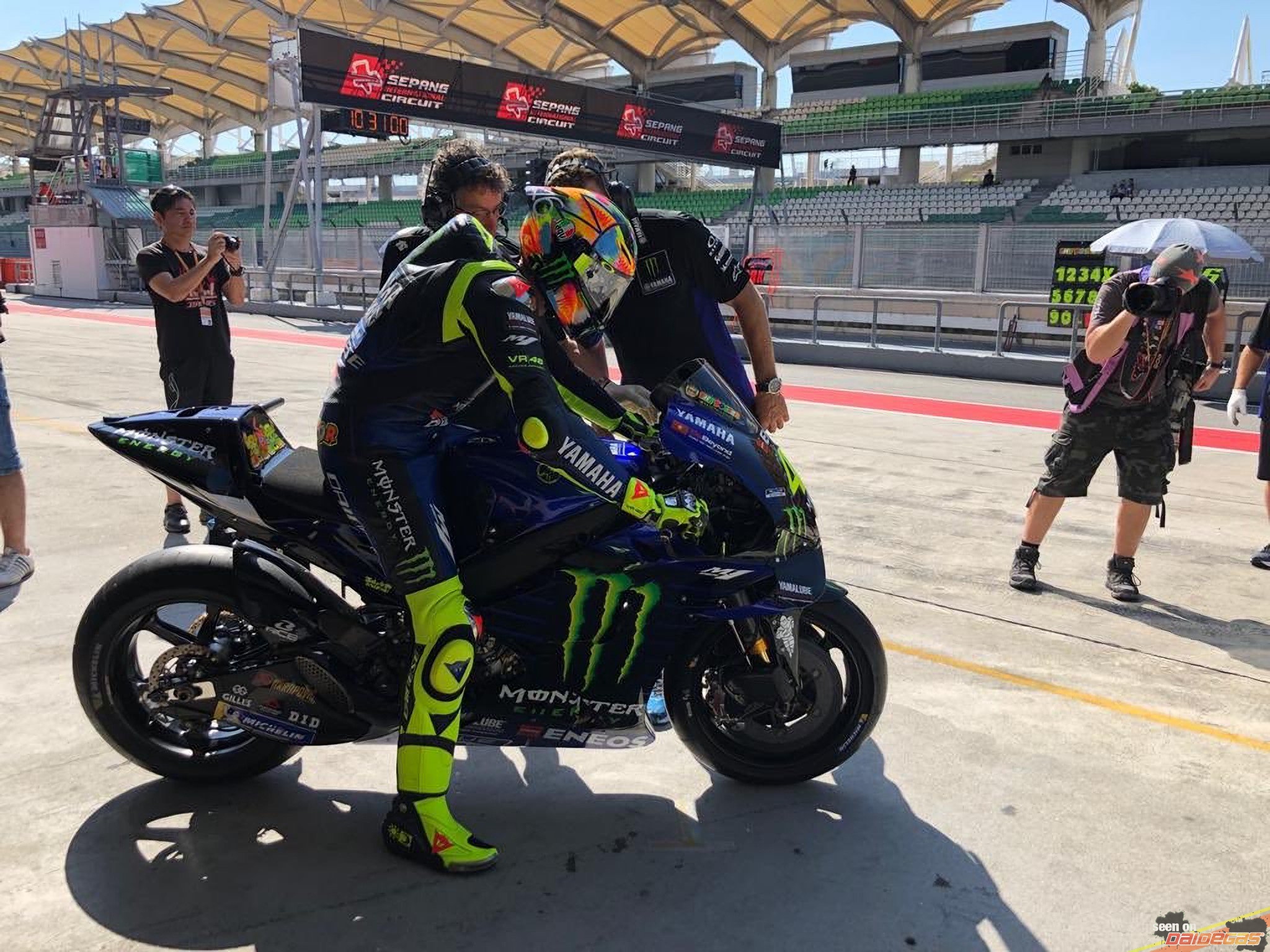 valentino-rossi-sepang-2019-winter-test.