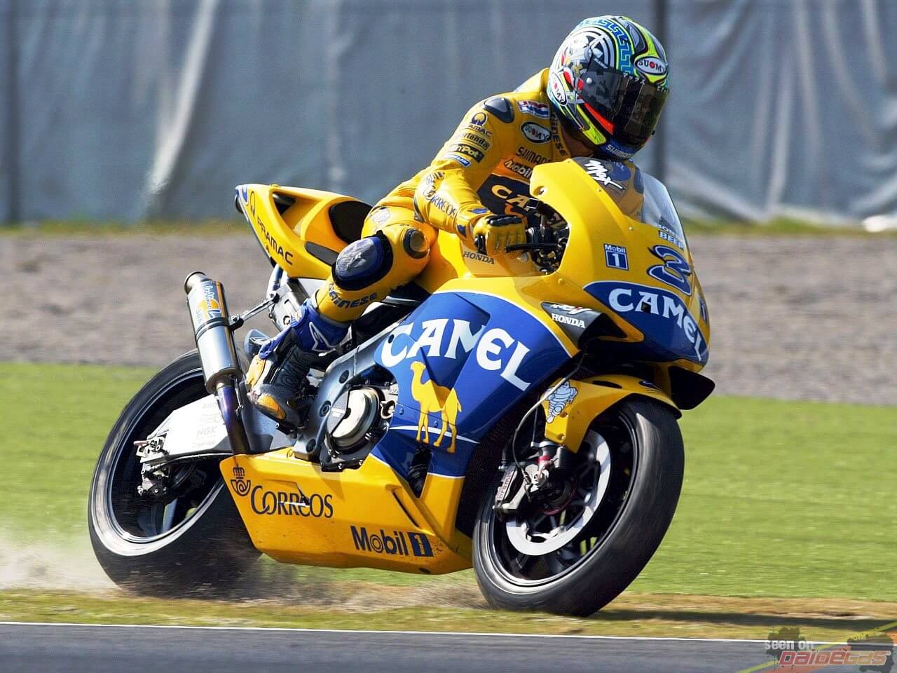 MAX BIAGGI foto gallery raccolta thread DaiDeGas Forum