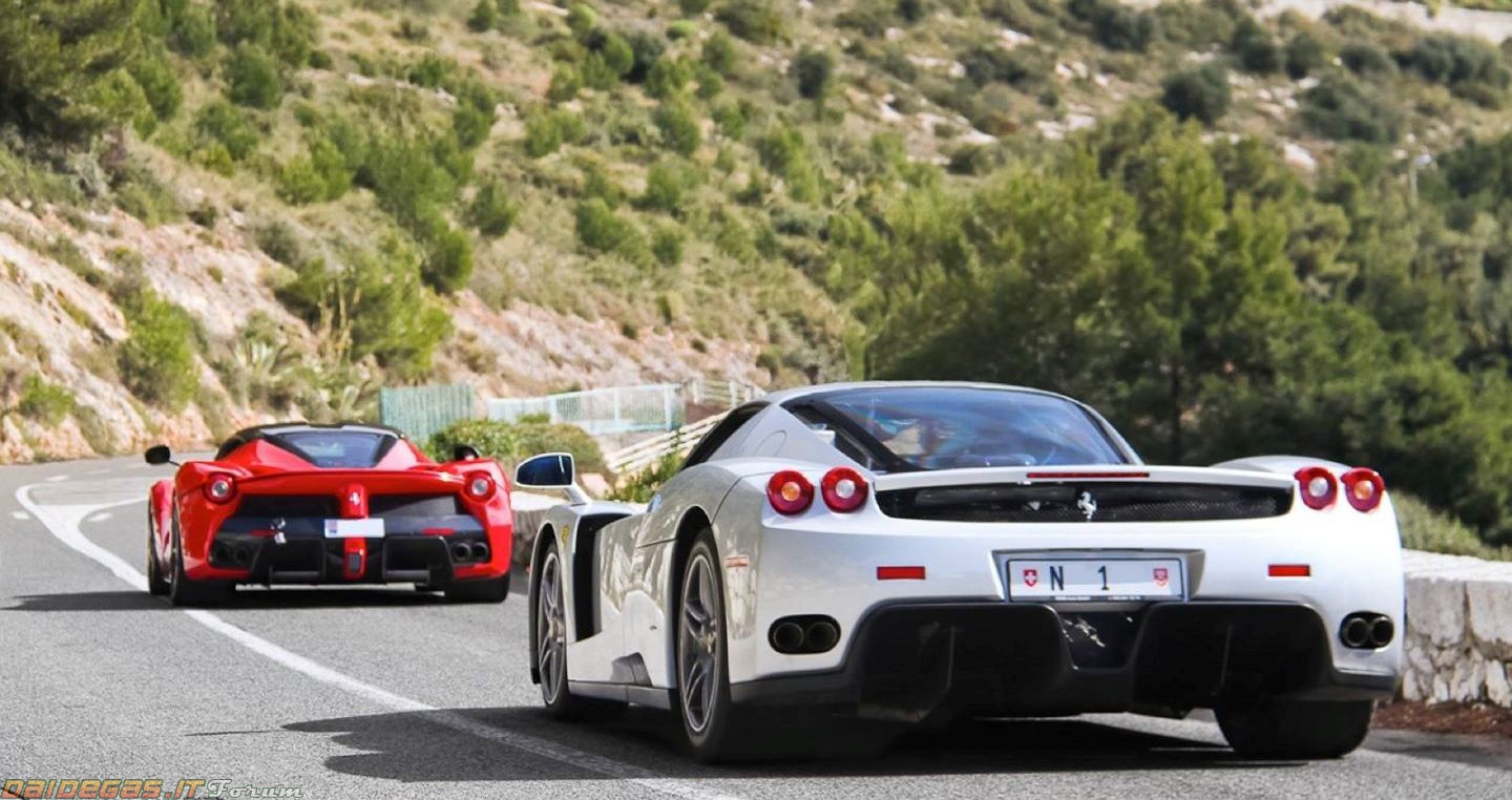 LAFERRARI Ferrari Enzo