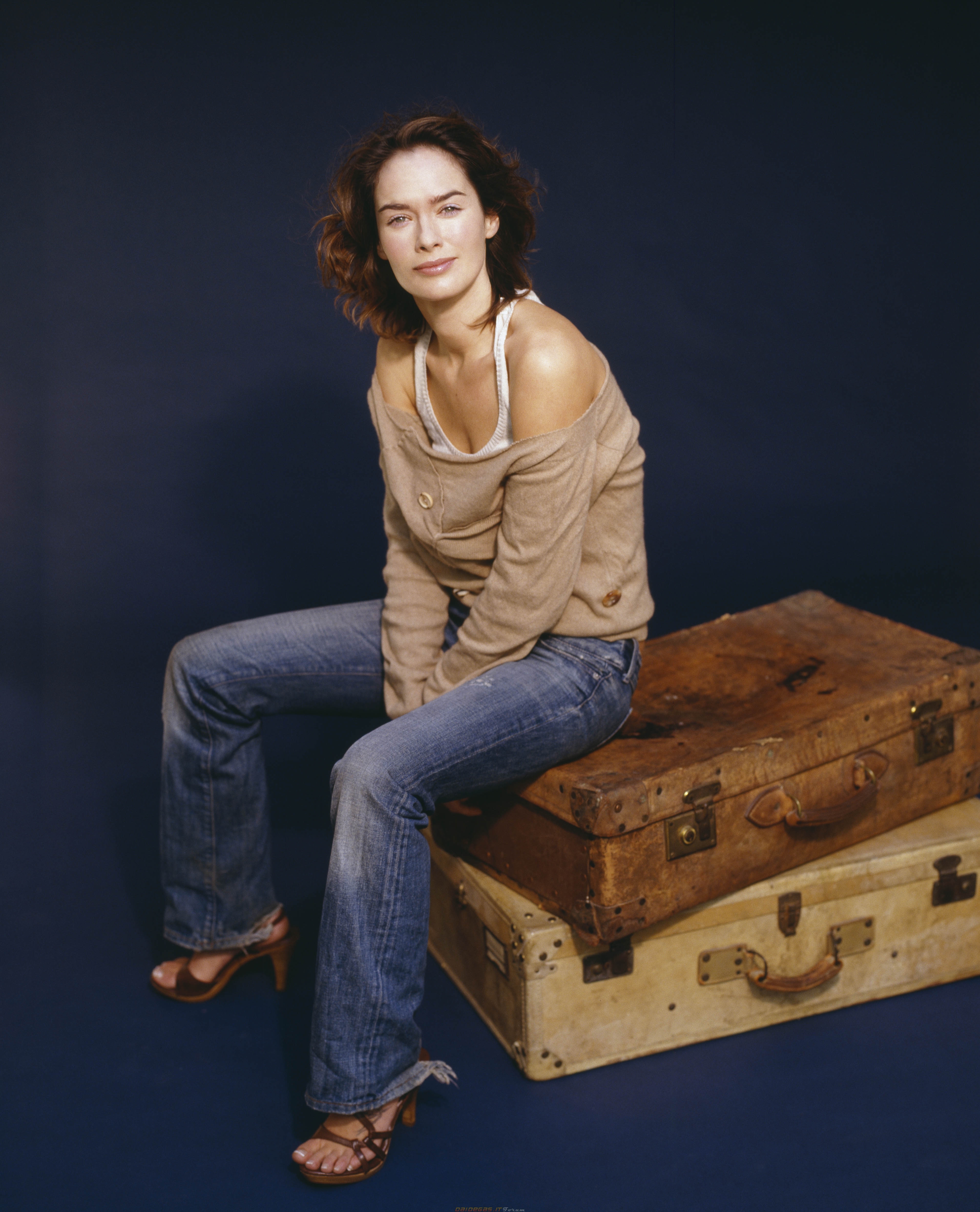 lena headey feet jeans hot.