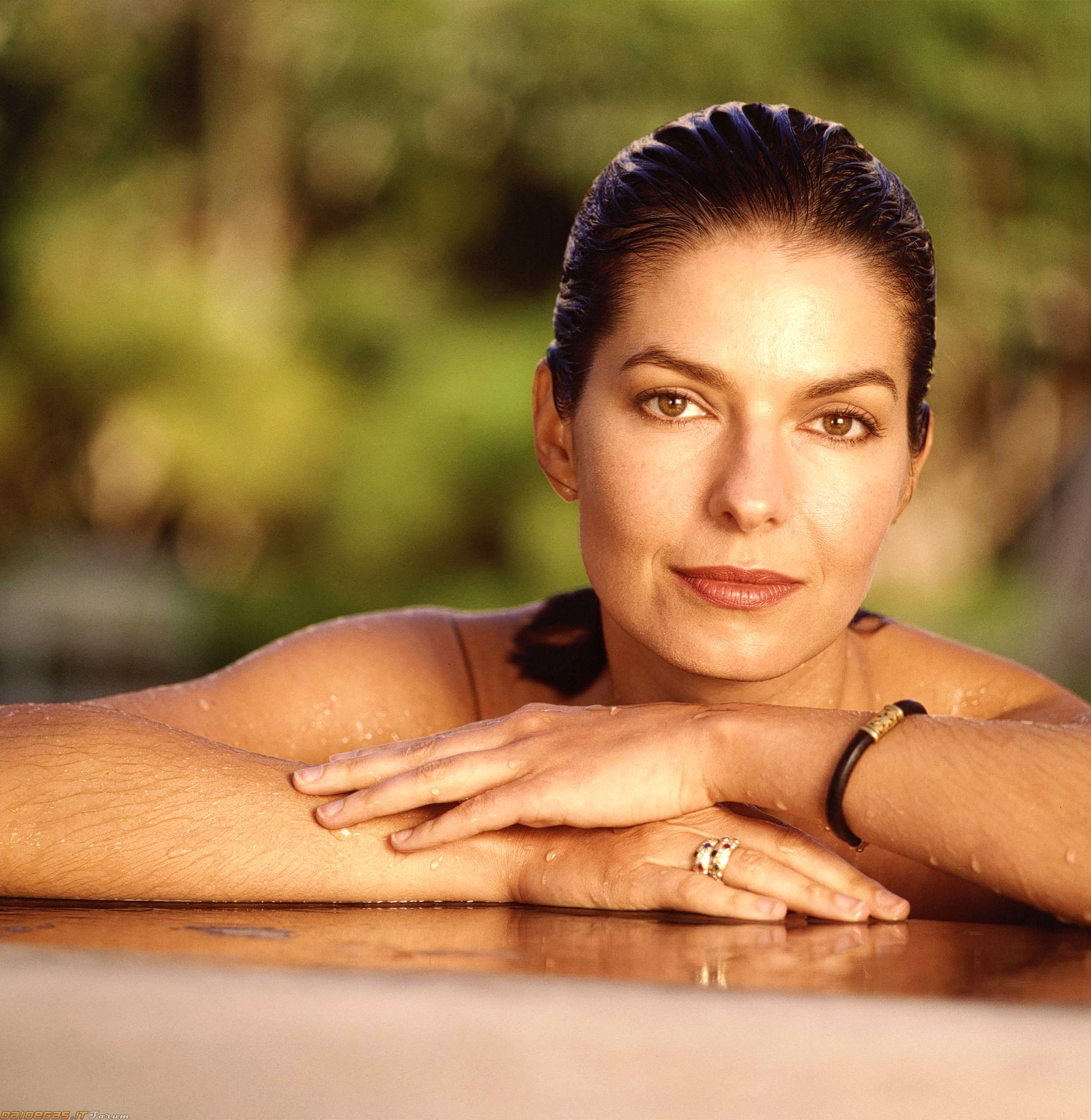 sela ward hot piscina.