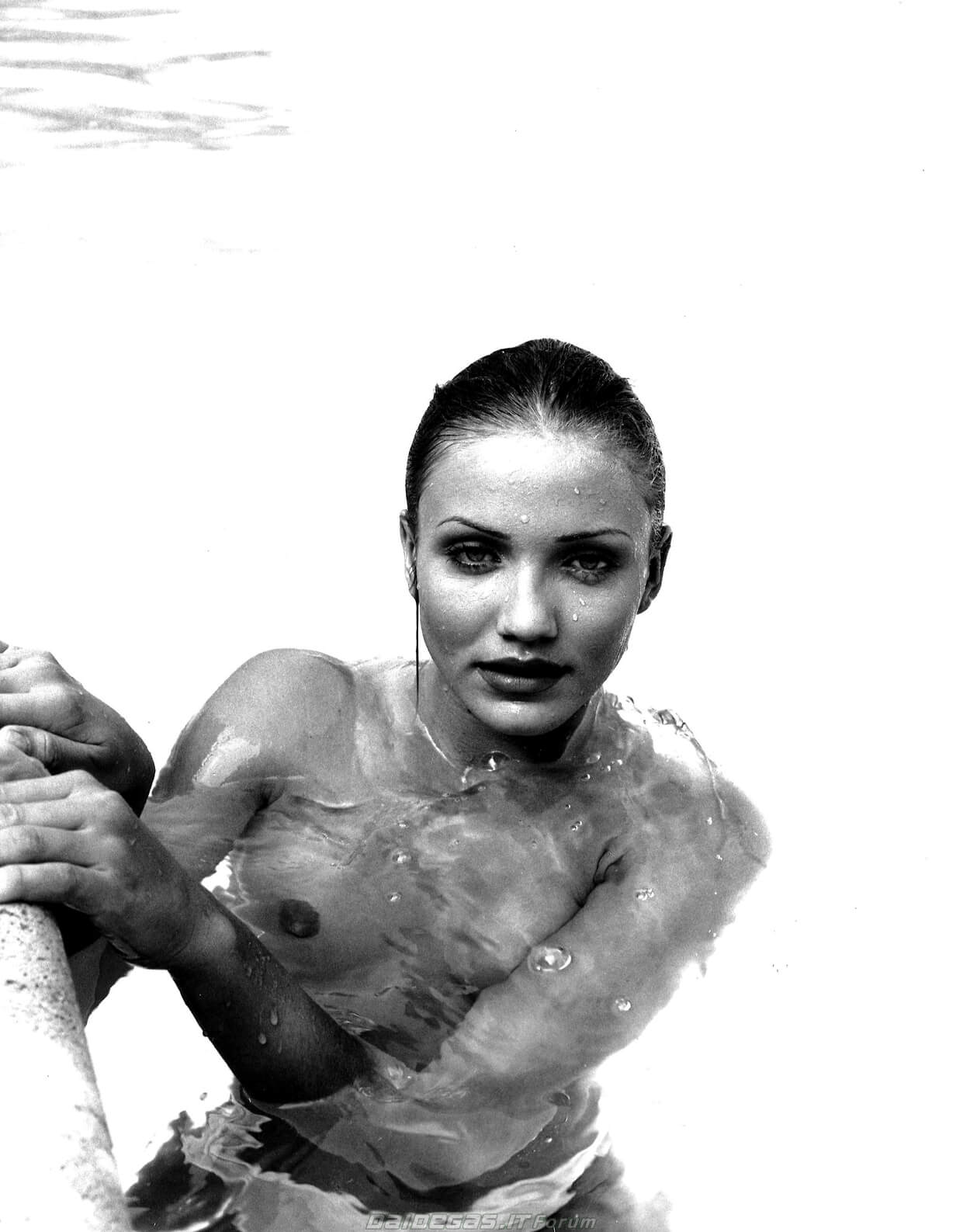 Cameron diaz topless
