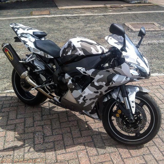 r1 camo