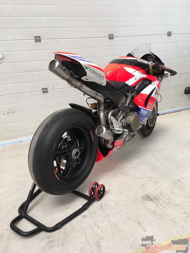 scarico panigale v4 usato